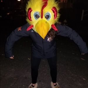 Meet your Posher, Bill